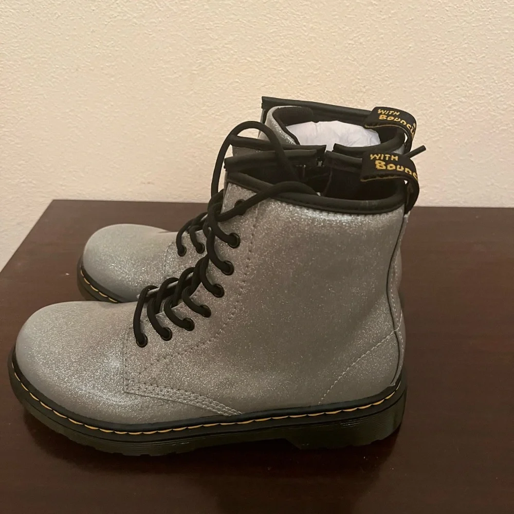 SOLD - Picture 2 of 4